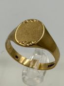A 9ct gold signet ring approximate size V and weight 4.6g