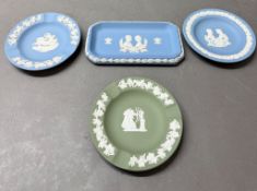 Four pieces of Wedgewood