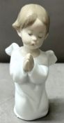 A Lladro angel praying porcelain figure 4538
