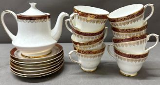 A Duchess fine bone china tea set in the Winchester pattern