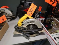 DeWalt Model DW364 7.25 in. Electric Circular Saw