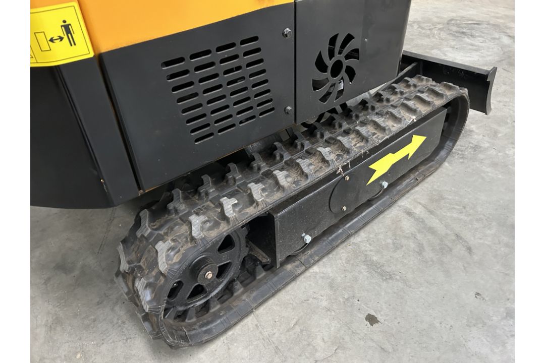 2024 Unissued JPC 1020KG 12HP Diesel Rubber Track Mini Excavator c/w Front Blade - Image 18 of 27