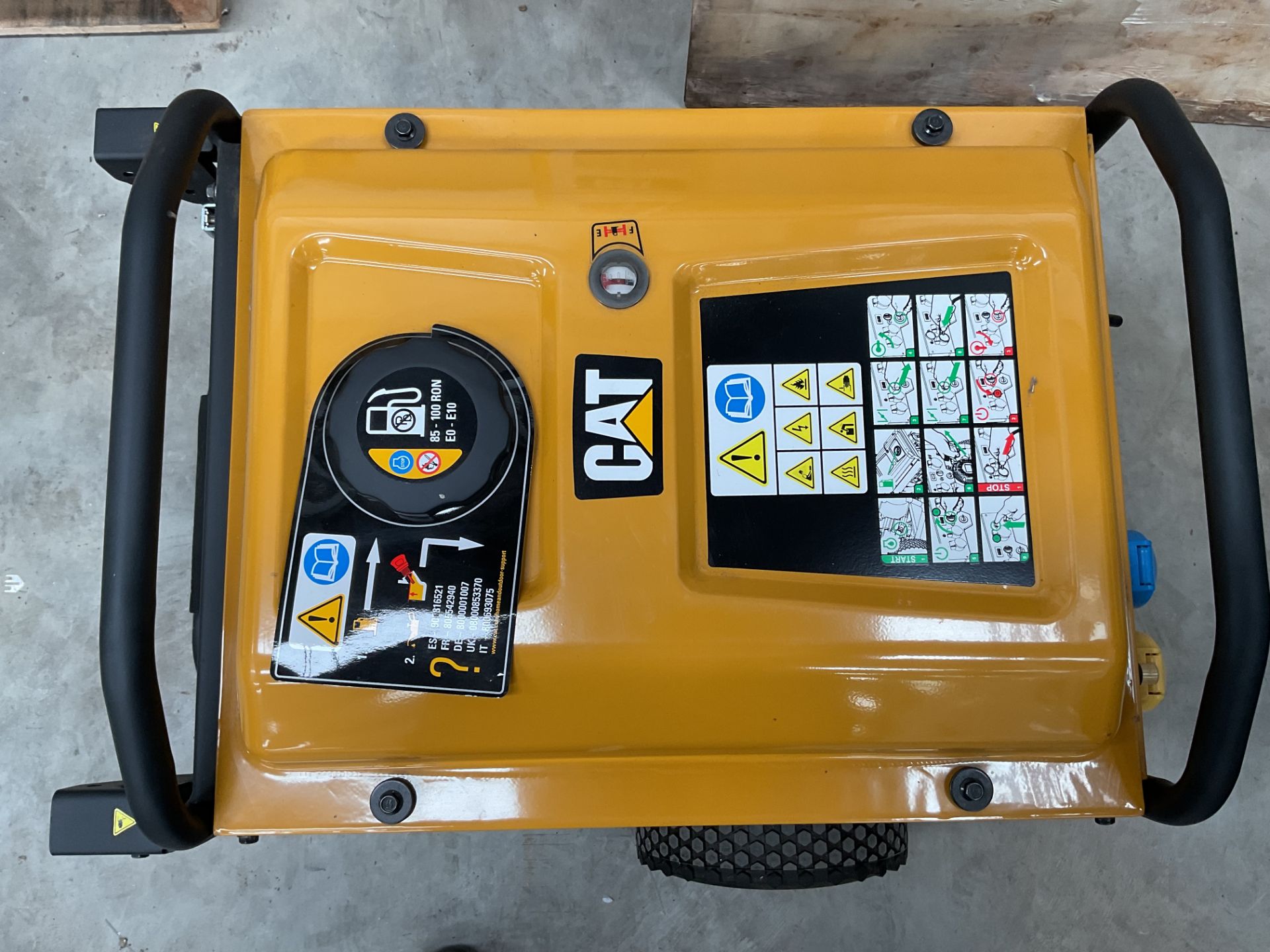 New & Unissued Caterpillar RP3100 Generator 3100 Watt 3.5KVA 240/110 V from Govt Dept - Image 8 of 11
