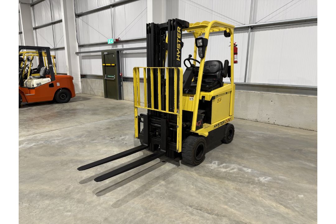 Hyster E2.00 XMS Electric Forklift 710 hrs only! - Image 30 of 32