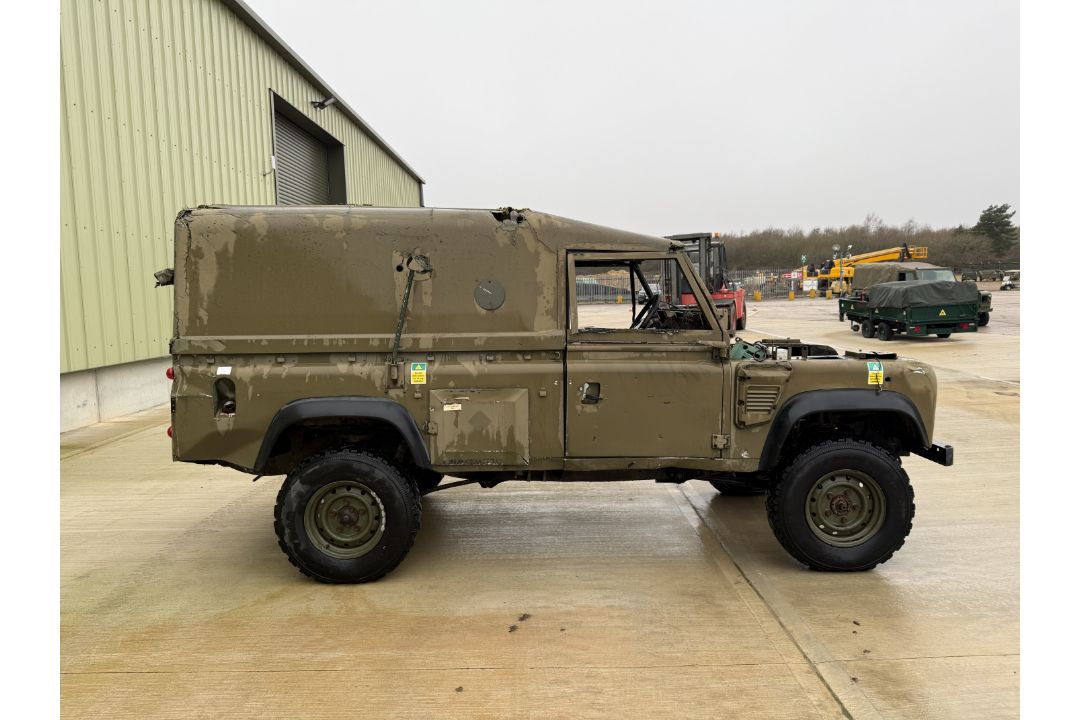 Land Rover Wolf 110, Direct from UK MOD - Image 9 of 30