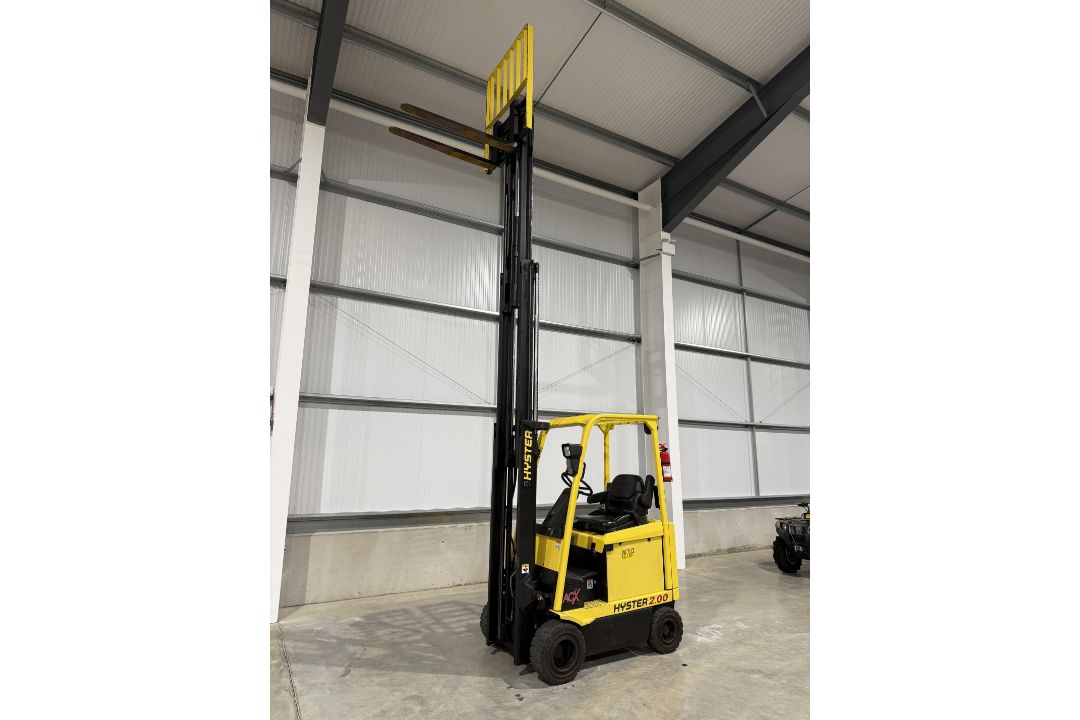 Hyster E2.00 XMS Electric Forklift 710 hrs only! - Image 25 of 32