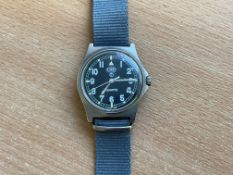 Rare CWC 0555 Royal Navy Issue Service Watch, Date 1995, Sn° 4516, from MOD