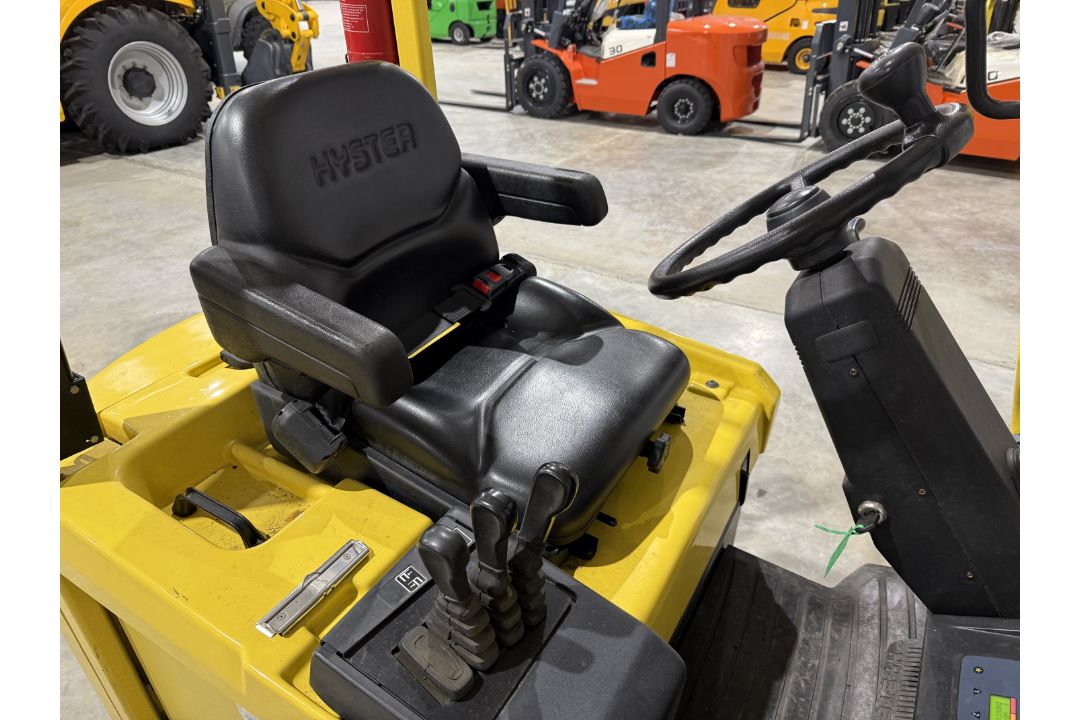 Hyster E2.00 XMS Electric Forklift 710 hrs only! - Image 7 of 32