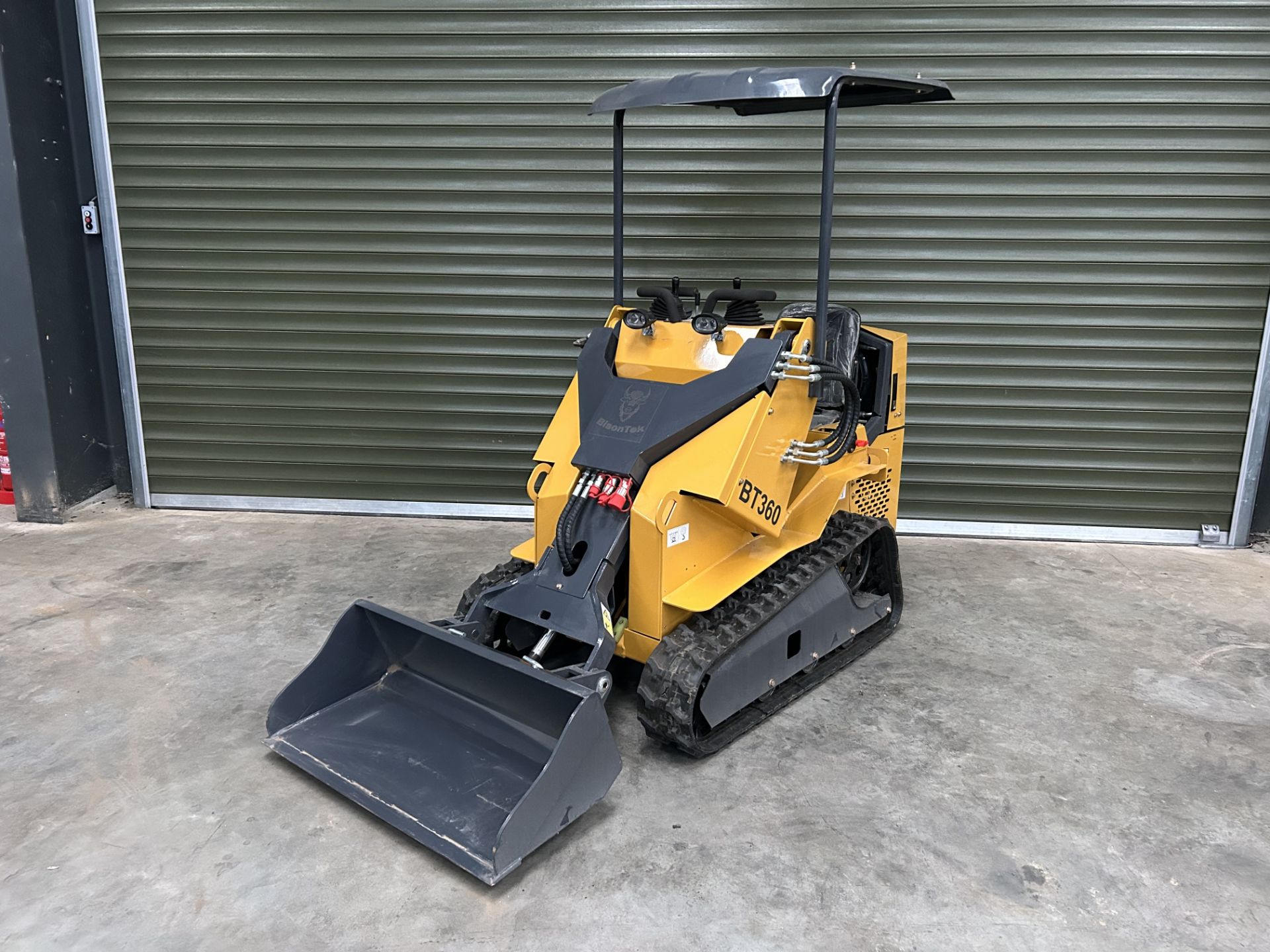 New Unissued 2025 Rubber Tracked Skid Steer Loader, Joystick Controls 13.5HP 750KG - Image 2 of 25