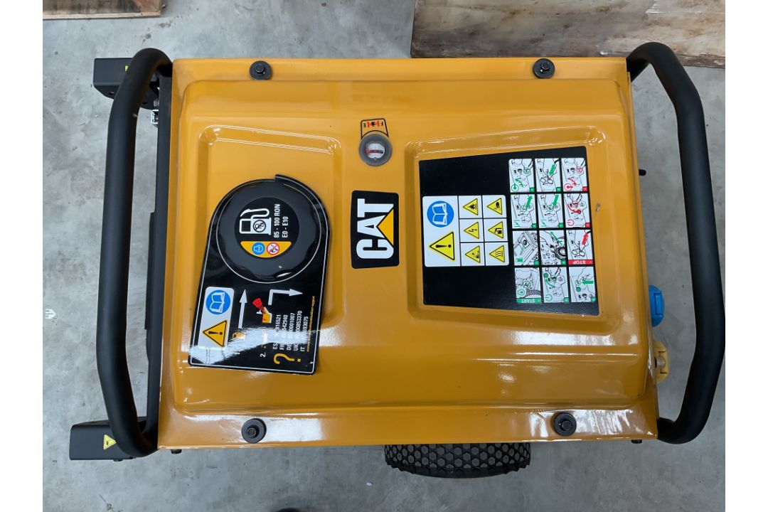 New & Unissued Caterpillar RP3100 Generator 3100 Watt 3.5KVA 240/110 V from Govt Dept - Image 8 of 11