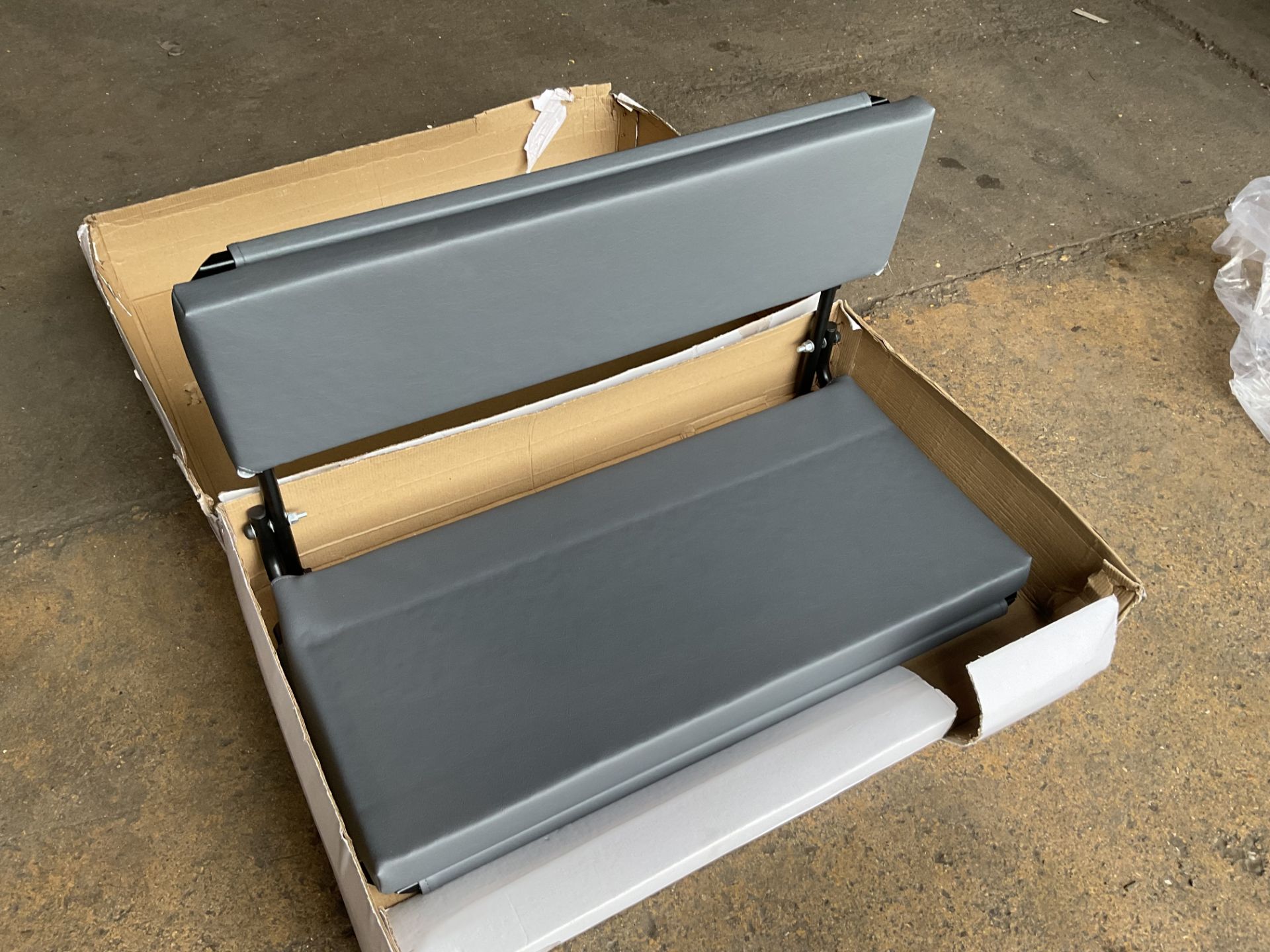 1 x New Unissued Exmoor Trim Land Rover Wolf Bench Seat - Image 2 of 8