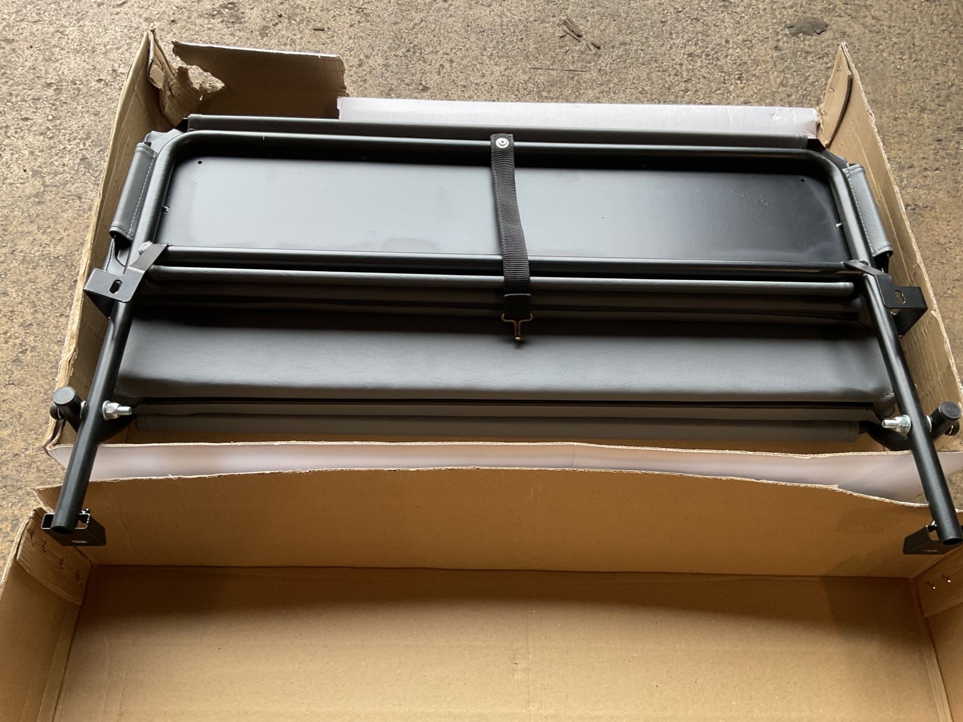 1 x New Unissued Exmoor Trim Land Rover Wolf Bench Seat - Image 5 of 8