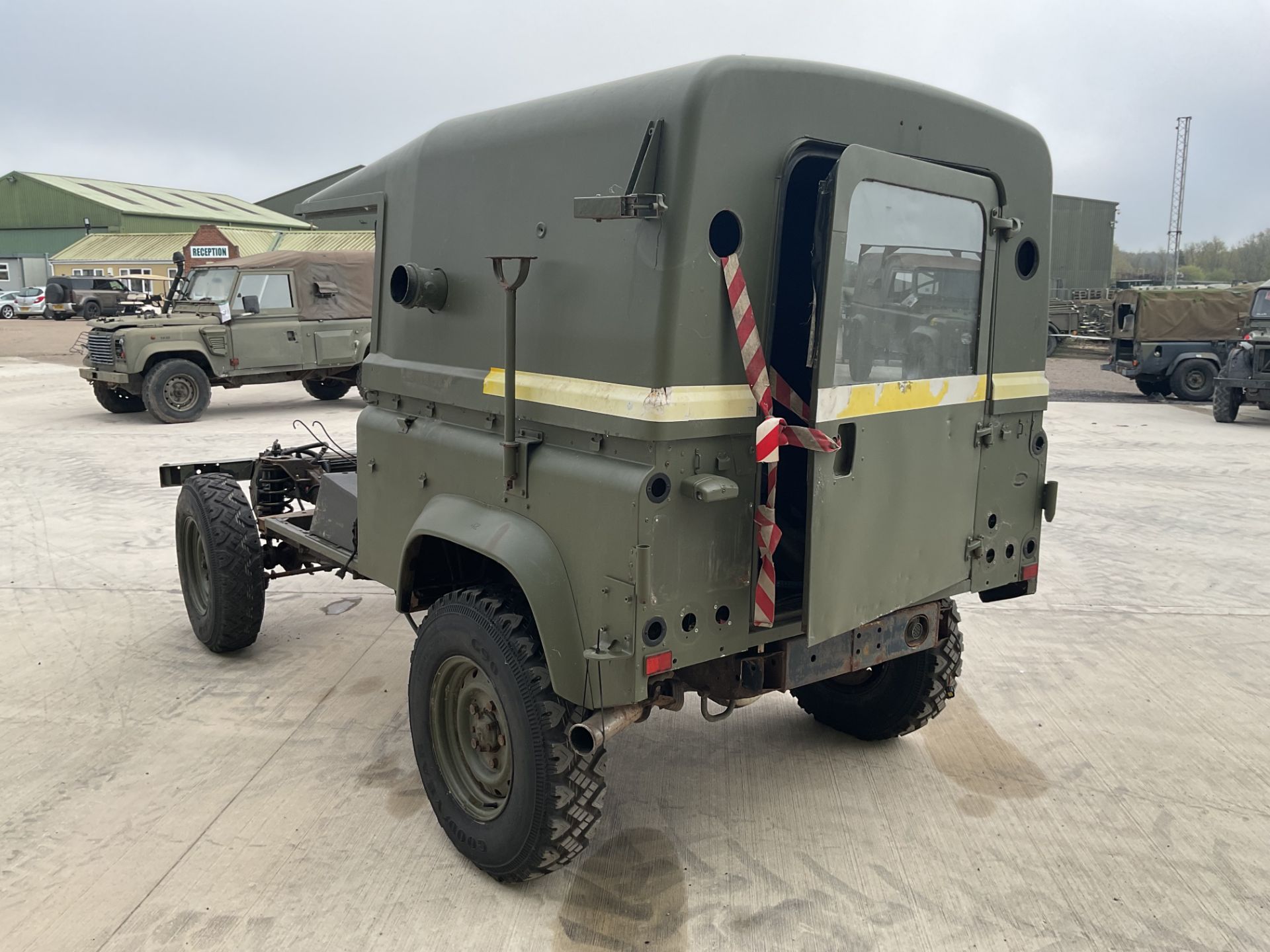 Land Rover 90 TUM Wolf RHD Hard Top FFR, Direct from UK MOD - Image 24 of 31