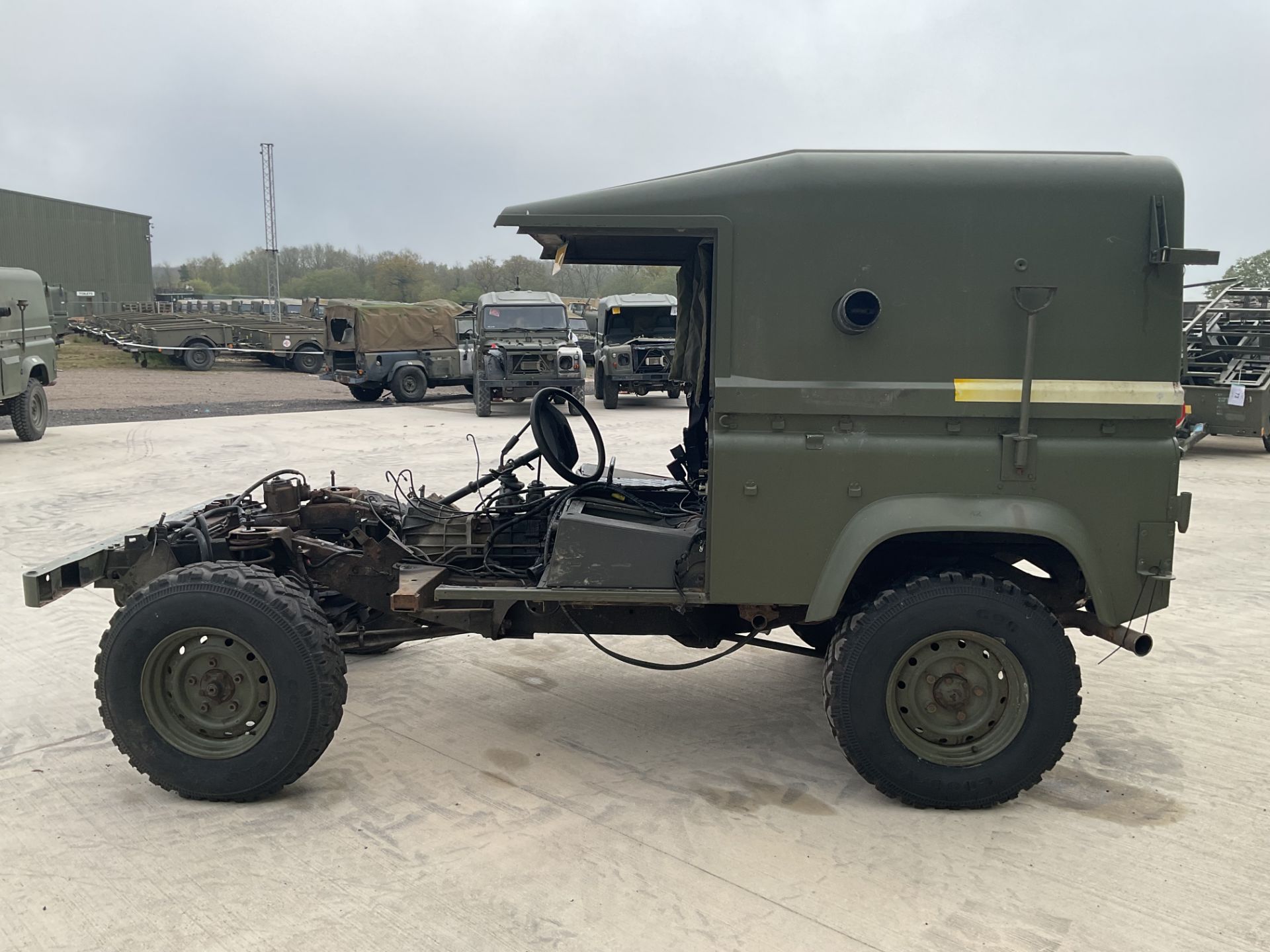 Land Rover 90 TUM Wolf RHD Hard Top FFR, Direct from UK MOD - Image 10 of 31