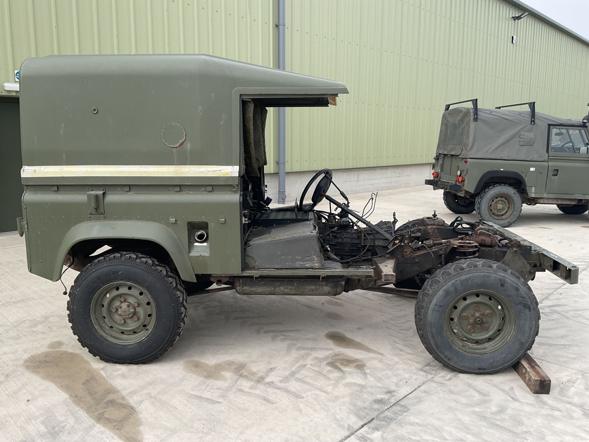 Land Rover 90 TUM Wolf RHD Hard Top FFR, Direct from UK MOD - Image 2 of 31