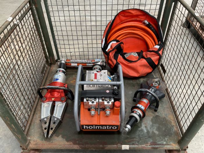 Holmatro Jaws of Life Kit c/w Hoses, Door Bar, Cutters, Spreader etc, Direct from UK Fire & Rescue