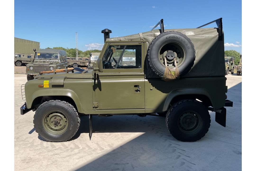 Rare Land Rover RHD 90 TUL Wolf Soft Top Winter/Water, Direct from UK MOD - Image 16 of 45