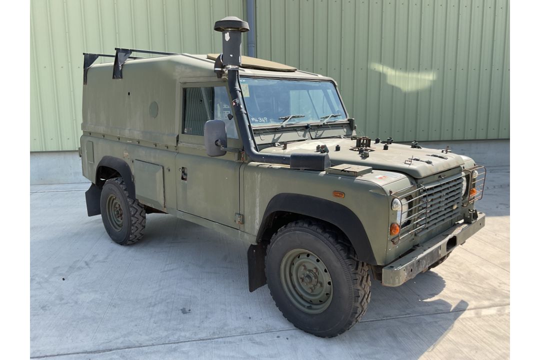 Rare Land Rover RHD 110 TUM FFR Wolf Hard Top Winter/Water, Direct from UK MOD - Image 1 of 35