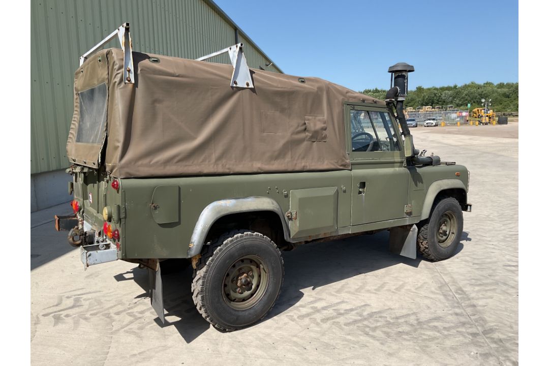 Rare Land Rover RHD 110 TUM FFR Wolf Soft Top Winter/Water, Direct from UK MOD - Image 14 of 37