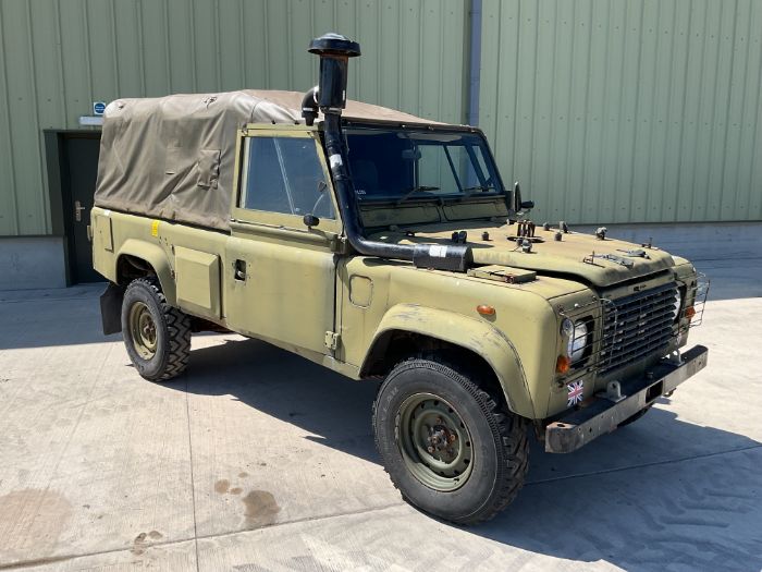 Rare Land Rover RHD 110 TUM Wolf Soft Top Winter/Water, Direct from UK MOD