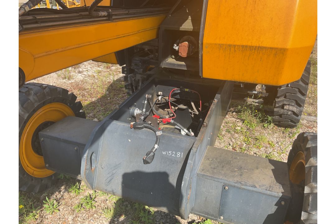 JCB Diesel 4x4 Access Platform. Very low hours - Image 4 of 23