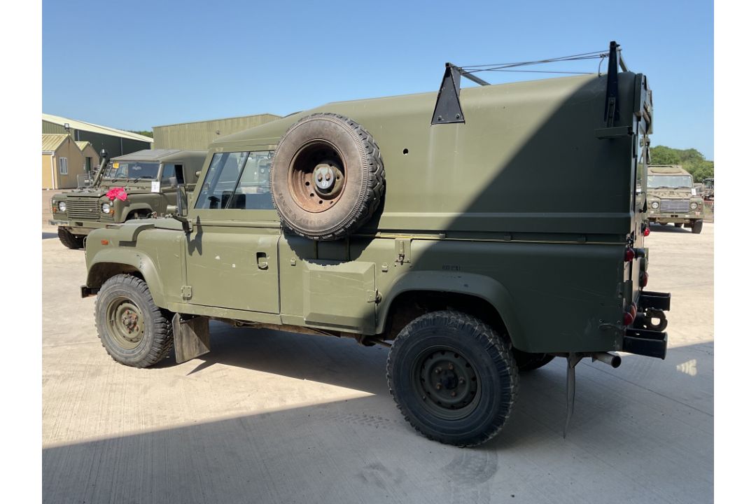 Rare Land Rover RHD 110 TUM FFR Wolf Hard Top Winter/Water, Direct from UK MOD - Image 16 of 35