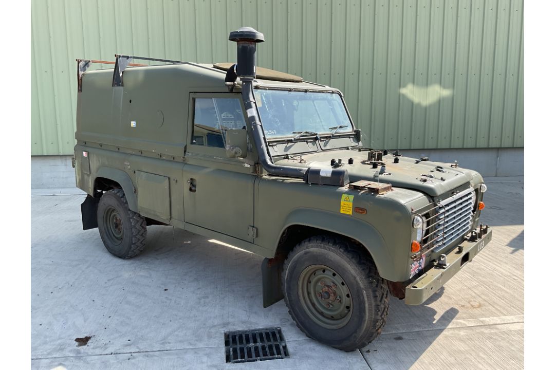 Rare Land Rover RHD 110 TUM FFR Wolf Hard Top Winter/Water, Direct from UK MOD - Image 1 of 35
