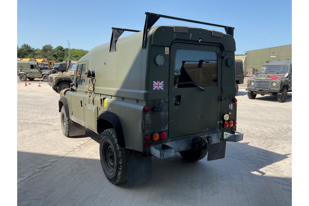 Rare Land Rover RHD 110 TUM FFR Wolf Hard Top Winter/Water, Direct from UK MOD - Image 24 of 35