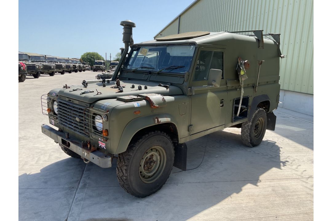 Rare Land Rover RHD 110 TUM FFR Wolf Hard Top Winter/Water, Direct from UK MOD - Image 9 of 35