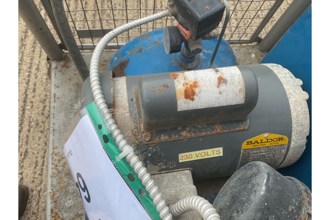 240 Volt Workshop Compressor, from MOD - Image 2 of 5
