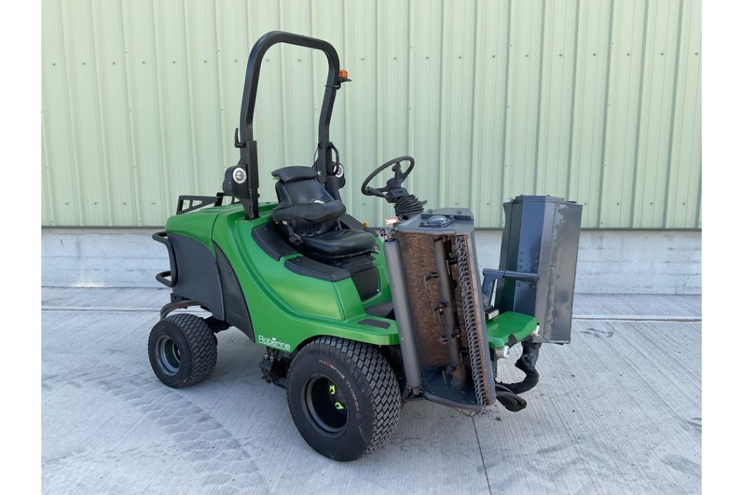 Roberine F3 3 Deck 4x4 Commercial Flail Mower, 3005 Hrs Only! Direct from UK Govt Dept - Image 1 of 26