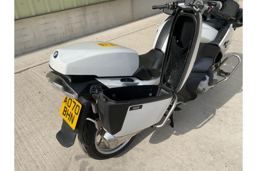 2020 BMW R1250RT Motorcycle, Recently released from UK Police Force - Image 8 of 28