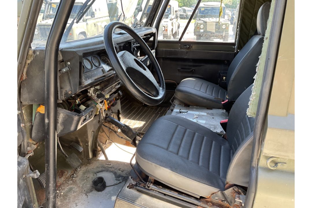 Land Rover 110 TUM Wolf FFR LHD Hard Top, Direct from UK MOD - Image 26 of 35