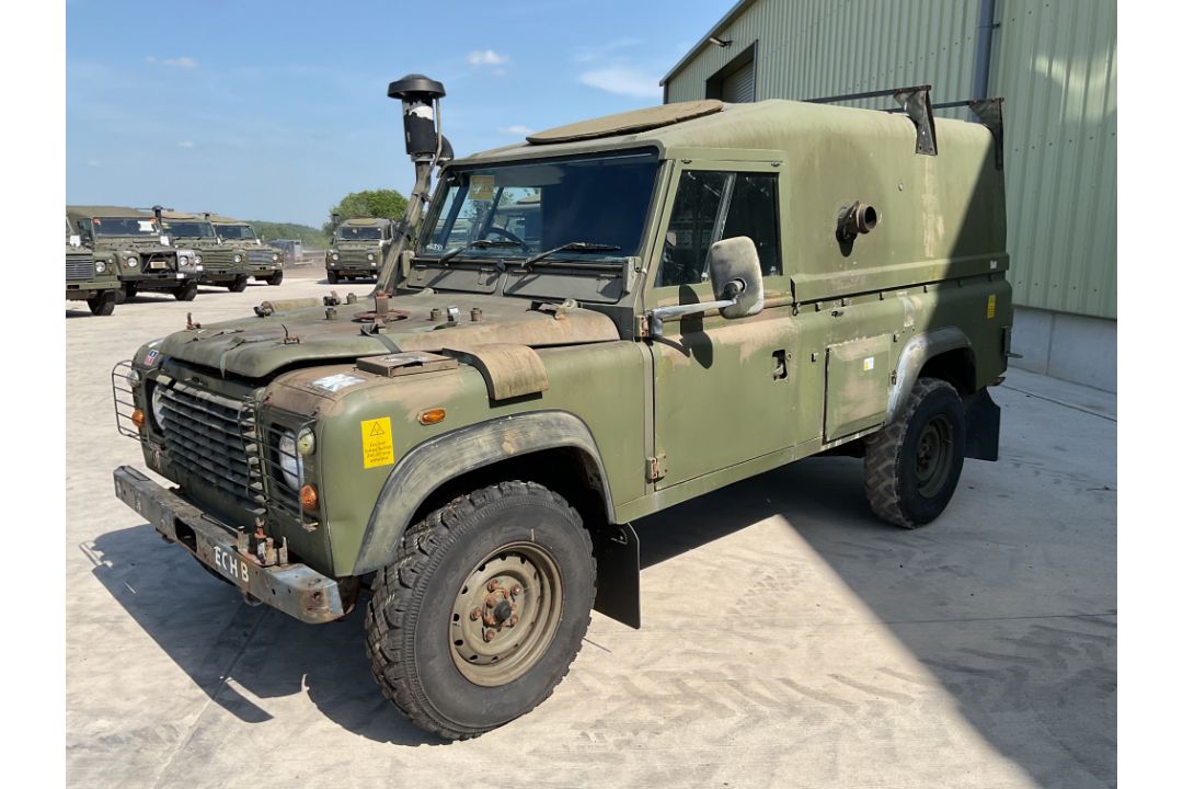 Rare Land Rover RHD 110 TUM FFR Wolf Hard Top Winter/Water, Direct from UK MOD - Image 9 of 35