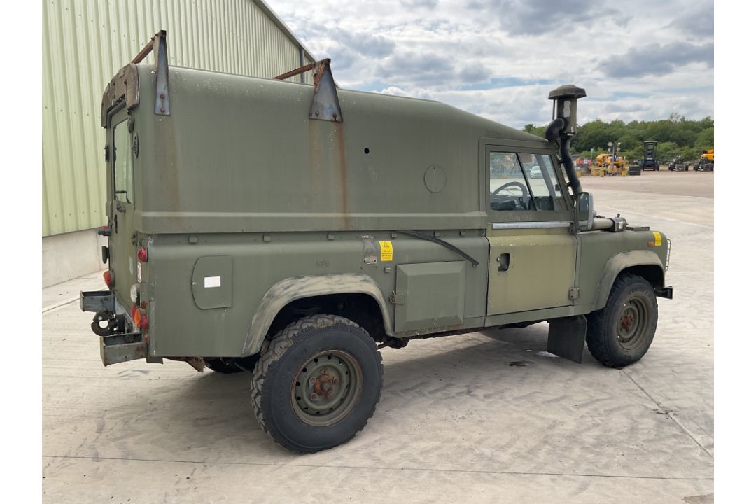 Rare Land Rover RHD 110 TUM Wolf Hard Top Winter/Water, Direct from UK MOD - Image 14 of 36