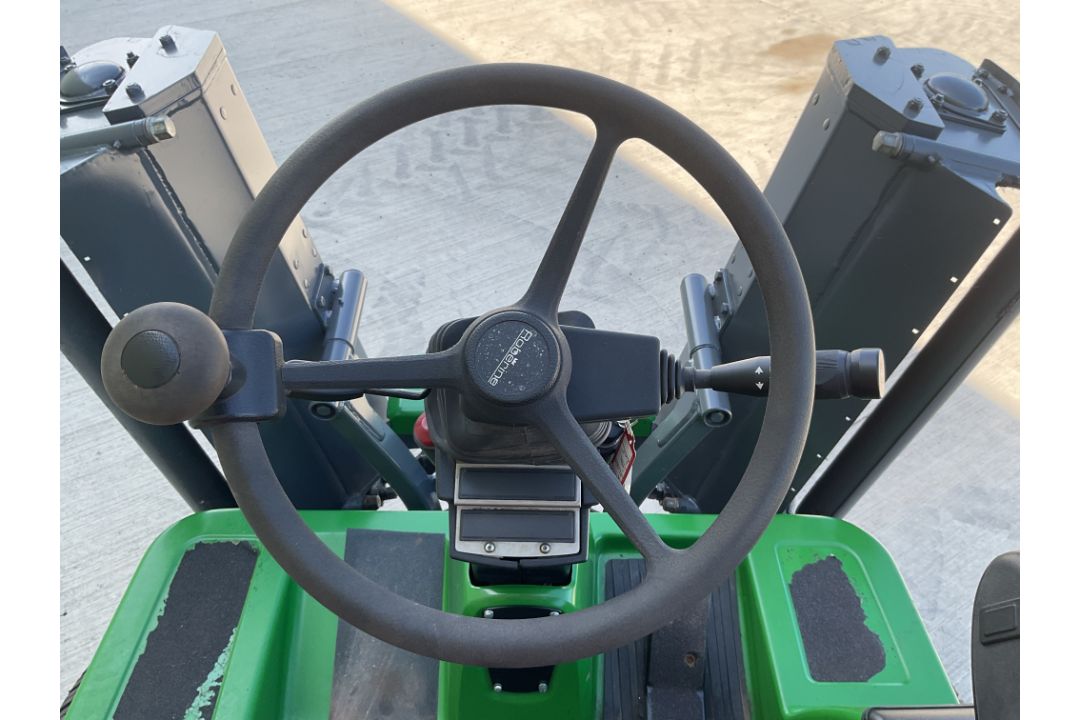 Roberine F3 3 Deck 4x4 Commercial Flail Mower, 3005 Hrs Only! Direct from UK Govt Dept - Image 14 of 26