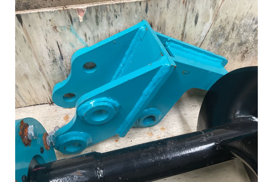 New Unissued Hydraulic Post Hole Borer for Mini Digger etc, c/w fittings & Pipes - Image 5 of 6