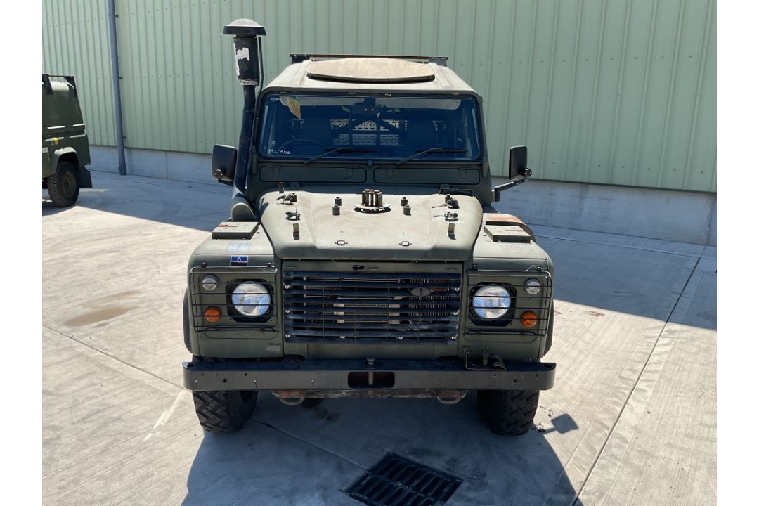 Rare Land Rover RHD 110 TUM Wolf Hard Top Winter/Water, Direct from UK MOD - Image 6 of 35
