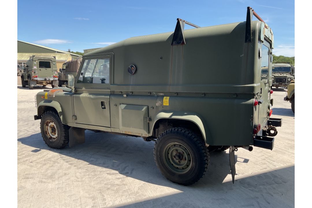 Rare Land Rover RHD 110 TUM Wolf Hard Top Winter/Water, Direct from UK MOD - Image 17 of 35