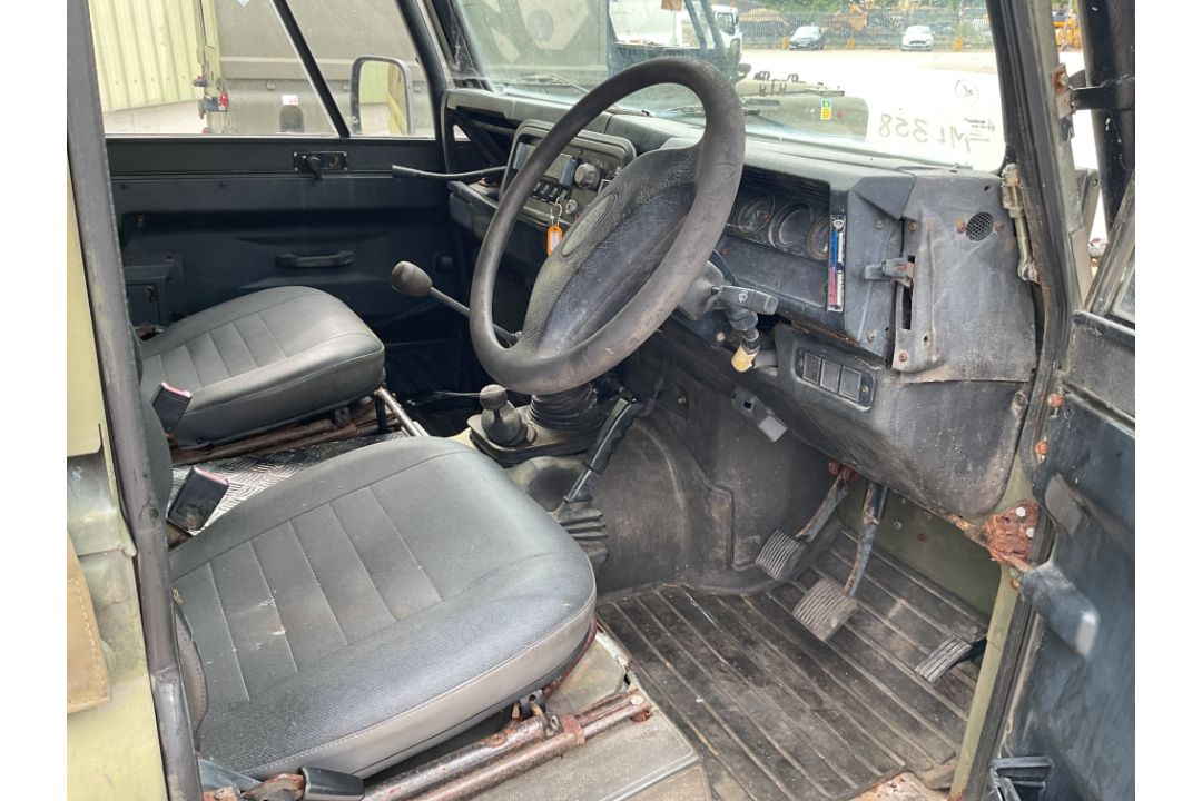 Rare Land Rover RHD 110 TUM Wolf Soft Top Winter/Water, Direct from UK MOD - Image 25 of 35