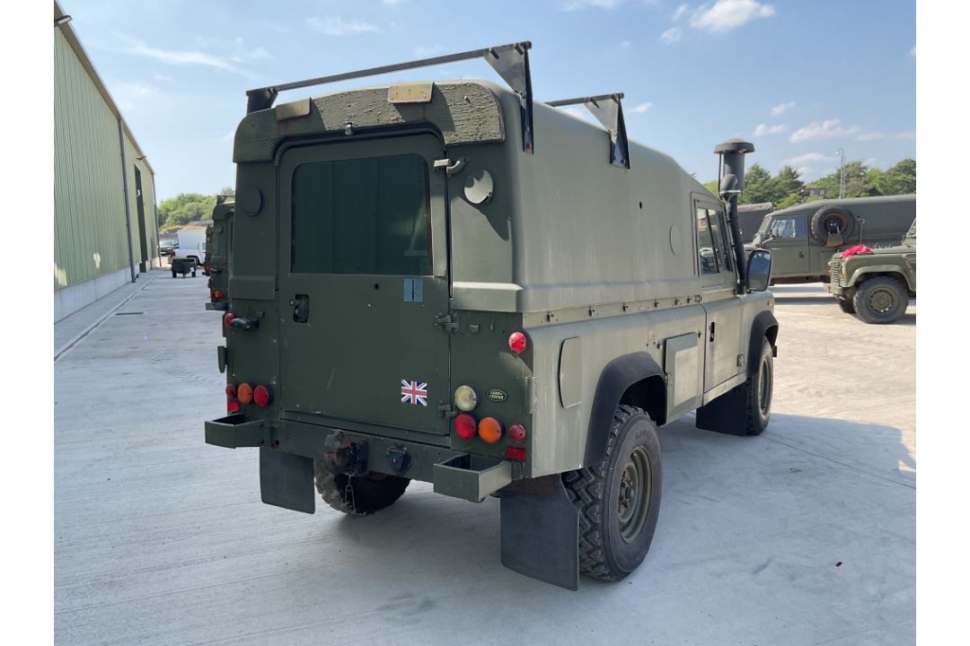 Rare Land Rover RHD 110 TUM FFR Wolf Hard Top Winter/Water, Direct from UK MOD - Image 23 of 35