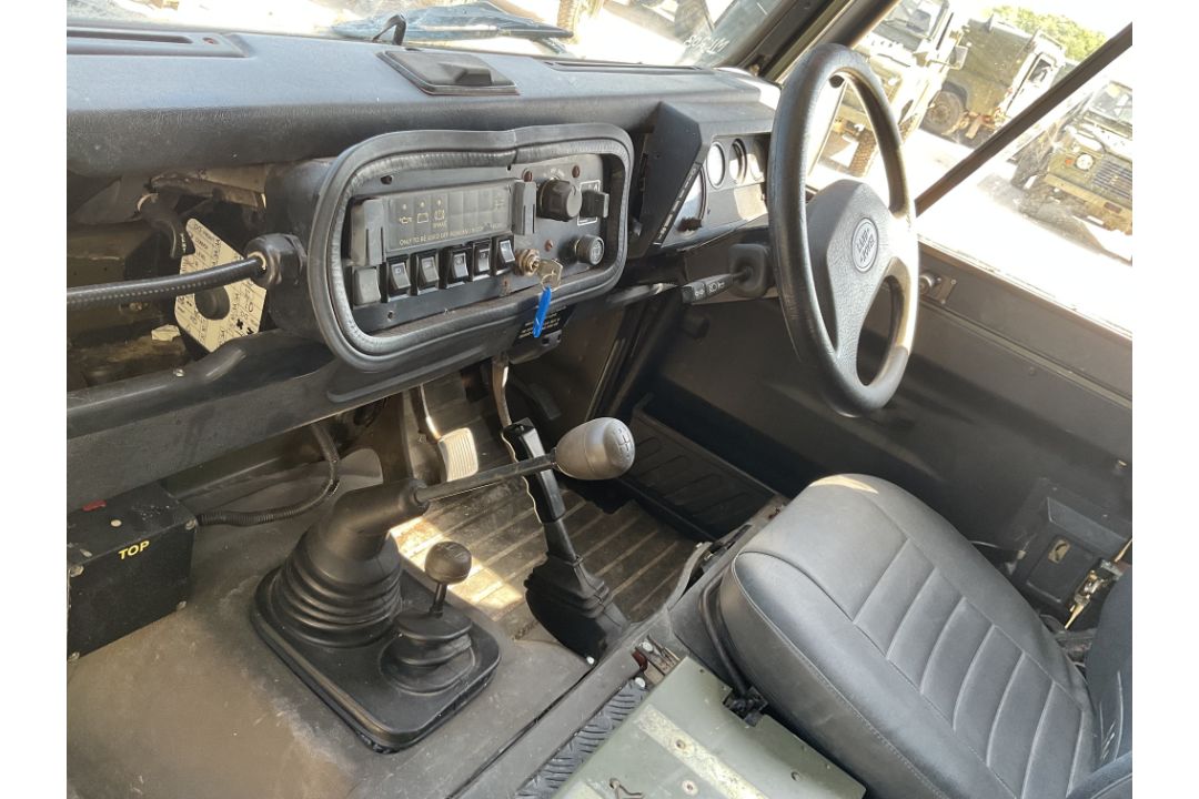 Rare Land Rover RHD 110 TUM FFR Wolf Soft Top Winter/Water, Direct from UK MOD - Image 34 of 37