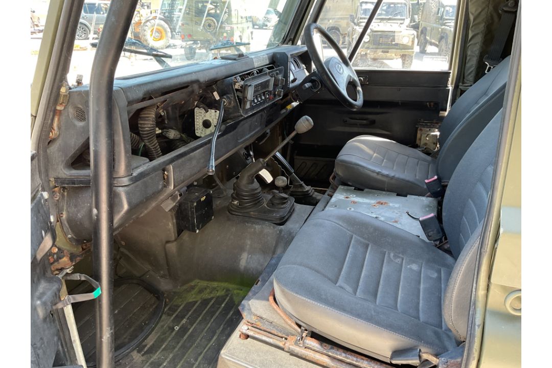Rare Land Rover RHD 110 TUM FFR Wolf Hard Top Winter/Water, Direct from UK MOD - Image 30 of 35