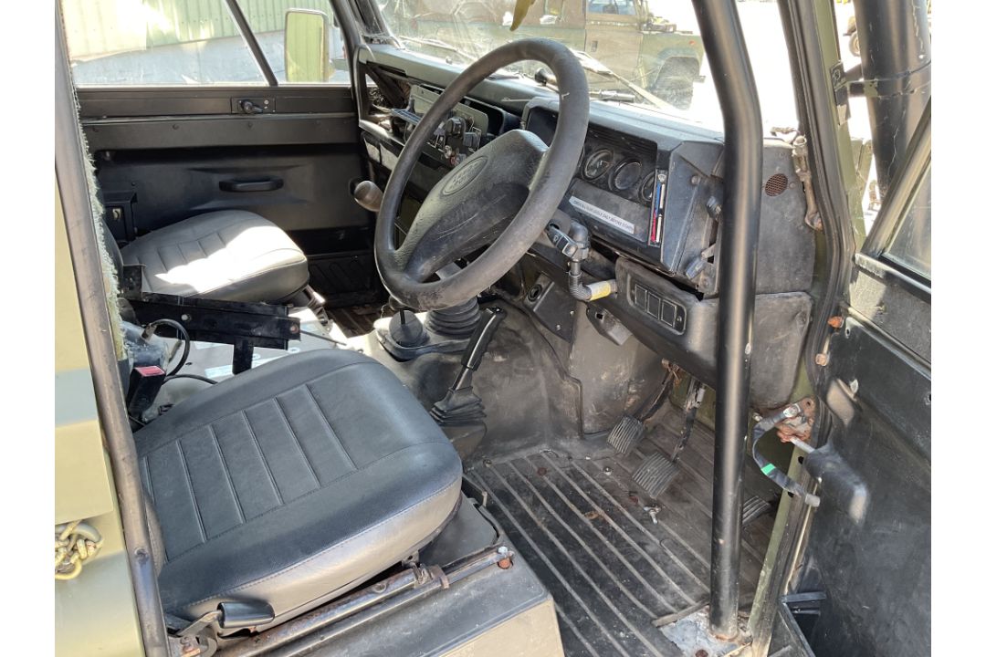 Rare Land Rover RHD 110 TUM FFR Wolf Hard Top Winter/Water, Direct from UK MOD - Image 25 of 35