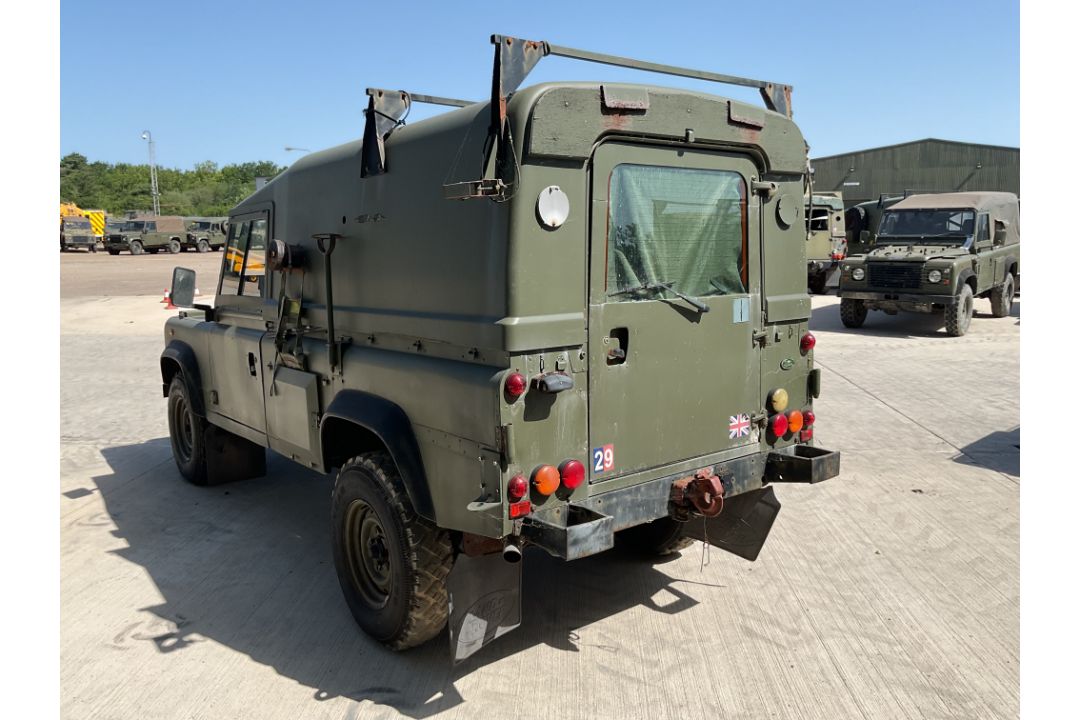 Rare Land Rover RHD 110 TUM FFR Wolf Hard Top Winter/Water, Direct from UK MOD - Image 24 of 35