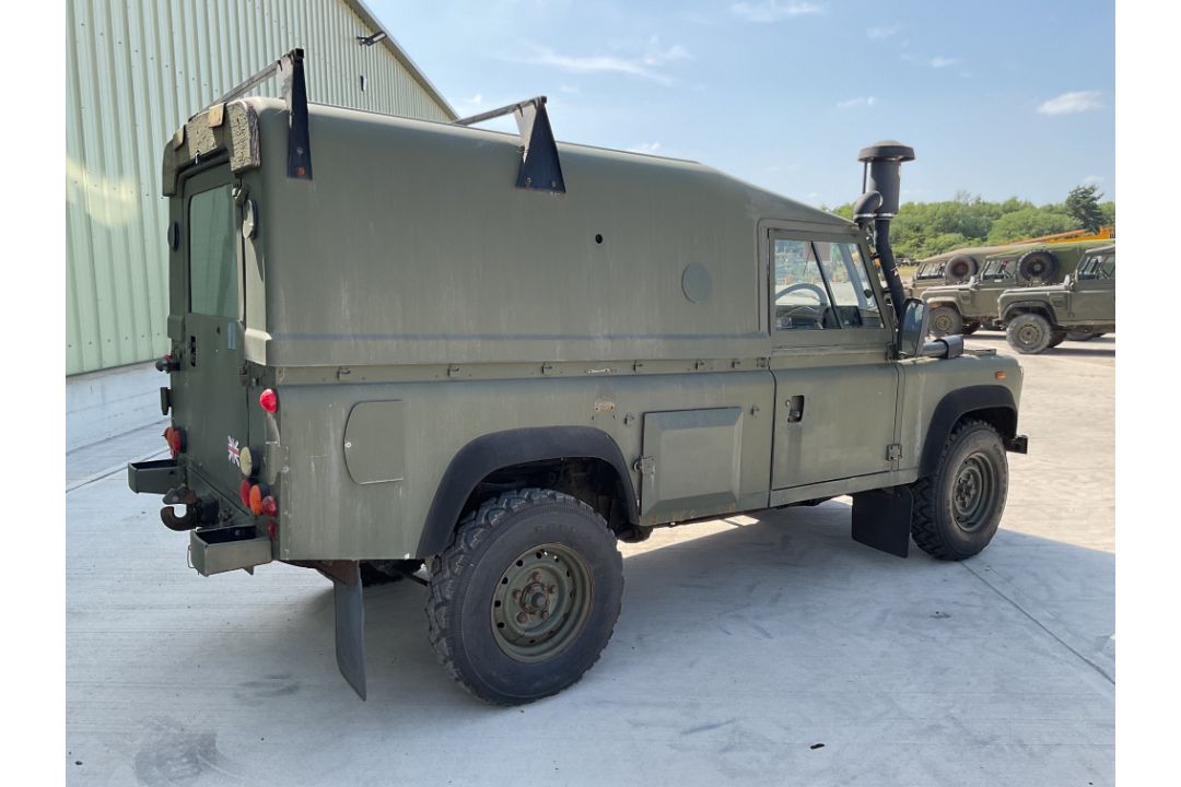 Rare Land Rover RHD 110 TUM FFR Wolf Hard Top Winter/Water, Direct from UK MOD - Image 14 of 35
