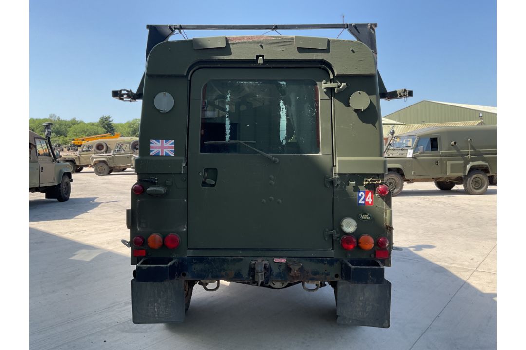 Rare Land Rover RHD 110 TUM FFR Wolf Hard Top Winter/Water, Direct from UK MOD - Image 15 of 35