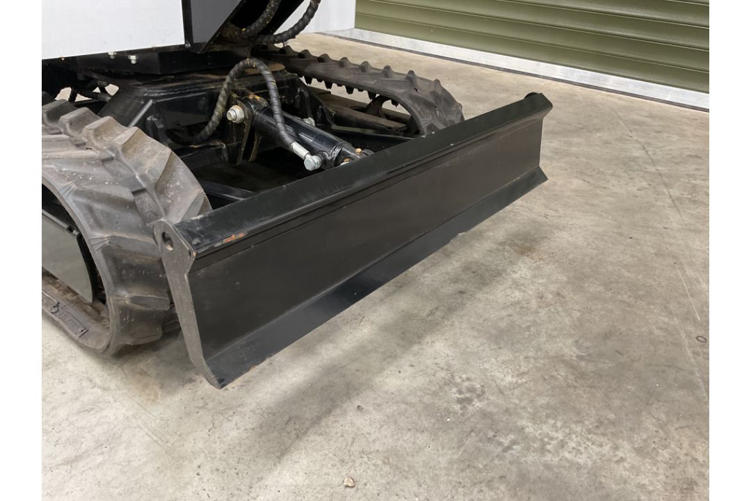 2025 Unissued JPC KV12 1070KG 12HP Diesel Rubber Track Mini Excavator c/w Front Blade etc - Image 4 of 27