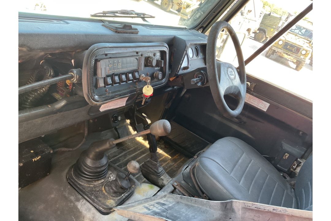 Rare Land Rover RHD 110 TUM Wolf Hard Top Winter/Water, Direct from UK MOD - Image 32 of 35