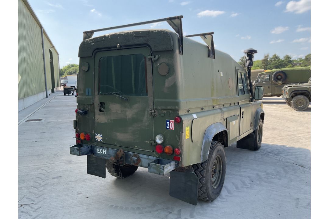 Rare Land Rover RHD 110 TUM FFR Wolf Hard Top Winter/Water, Direct from UK MOD - Image 23 of 35
